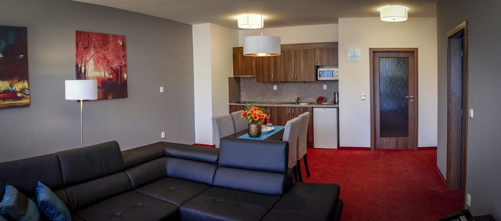 Apartmanovy Dum Landek Ostrava Ngoại thất bức ảnh